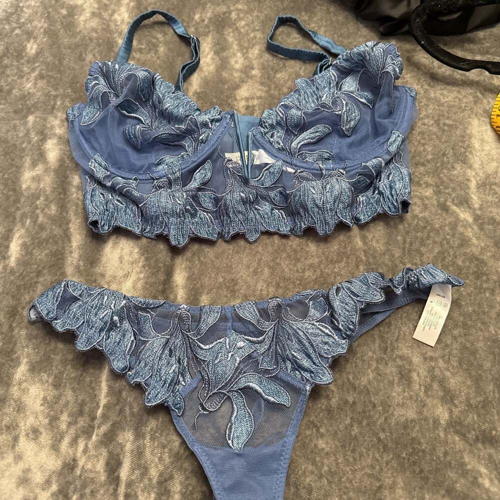 Fleur Du Mal Lily Embroidered Plunge Demi Bra In Denim